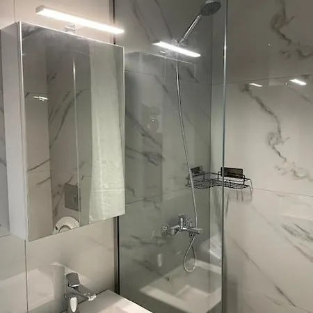 Apartamento Lux Amarilis 5.7
