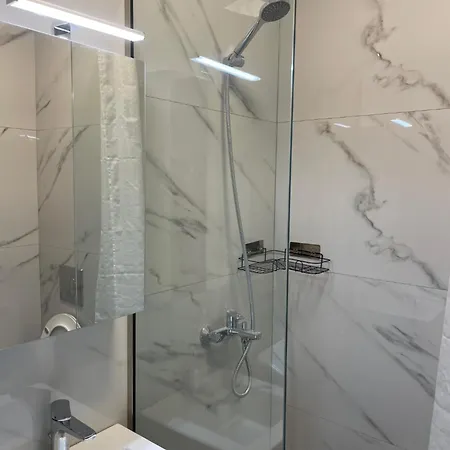 Lux Amarilis 5.7 Apartamento *